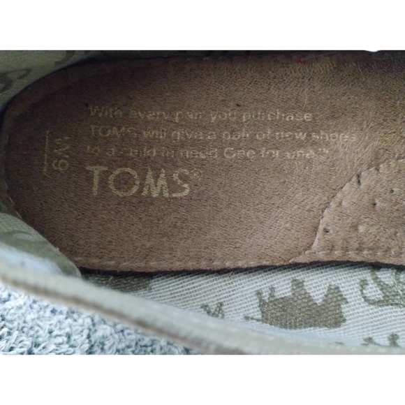 Toms canvas slip-on flats khaki size 6 - Picture 4 of 4